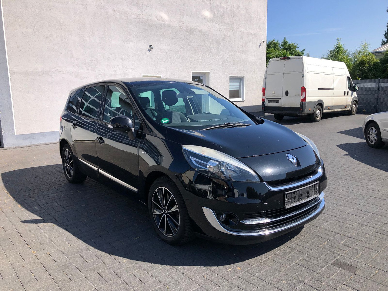 Renault Scenic Grand 2.0 dCi 150 BOSE Edition,Automatik - Transport persoane: Foto 1 Renault Scenic Grand 2.0 dCi 150 BOSE Edition,Automatik - Transport persoane: Foto 1