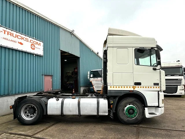 DAF 95.430 XF SPACECAB (EURO 2 / ZF16 MANUAL GEARBOX / ZF-INTARDER / AIRCONDITIONING) - Cap tractor: Foto 5 DAF 95.430 XF SPACECAB (EURO 2 / ZF16 MANUAL GEARBOX / ZF-INTARDER / AIRCONDITIONING) - Cap tractor: Foto 5