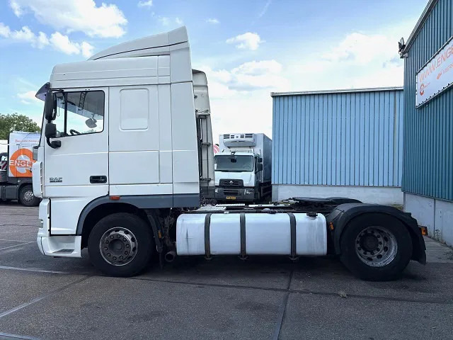 DAF XF 105.460 SPACECAB (ZF-MANUAL GEARBOX / 2x DIESELTANK / MX-ENGINE BRAKE / AIRCONDITIONING / FRIDGE / ETC.) - Cap tractor: Foto 4 DAF XF 105.460 SPACECAB (ZF-MANUAL GEARBOX / 2x DIESELTANK / MX-ENGINE BRAKE / AIRCONDITIONING / FRIDGE / ETC.) - Cap tractor: Foto 4