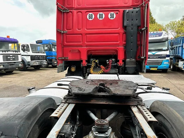 Cap tractor DAF XF 105.460 SPACECAB (ZF16 MANUAL GEARBOX / MX-BRAKE / 870+430 LITER TANK / AIRCONDITIONING / FRIDGE): Foto 9