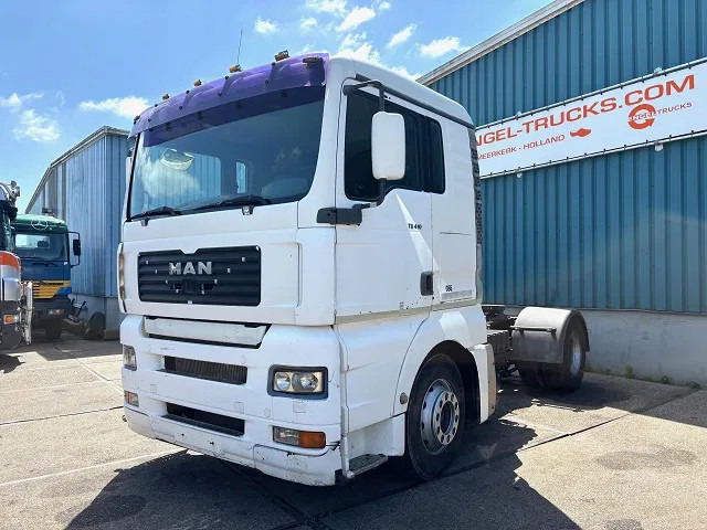 MAN TGA 18.410 BLS XL (6-CILINDERHEADS) (ZF16 MANUAL GEARBOX / ZF-INTARDER / P.T.O.) - Cap tractor: Foto 1 MAN TGA 18.410 BLS XL (6-CILINDERHEADS) (ZF16 MANUAL GEARBOX / ZF-INTARDER / P.T.O.) - Cap tractor: Foto 1