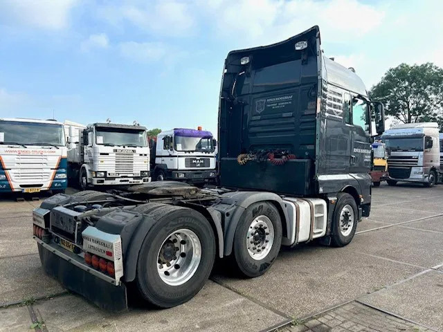 MAN TGX 26.480BLS XLX 6x2 (ZF16 MANUAL GEARBOX / EURO 5 / SLIDING FIFTH WHEEL / LIFT-AXLE / STEERING AXLE / AIRCONDITIONING) - Cap tractor: Foto 3 MAN TGX 26.480BLS XLX 6x2 (ZF16 MANUAL GEARBOX / EURO 5 / SLIDING FIFTH WHEEL / LIFT-AXLE / STEERING AXLE / AIRCONDITIONING) - Cap tractor: Foto 3
