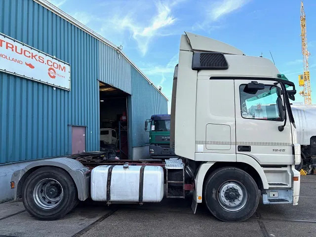 Mercedes-Benz Actros 1846 LS (MP2) (EPS WITH CLUTCH (3 PEDALS) / RETARDER / AIRCONDITIONING / ETC) - Cap tractor: Foto 4 Mercedes-Benz Actros 1846 LS (MP2) (EPS WITH CLUTCH (3 PEDALS) / RETARDER / AIRCONDITIONING / ETC) - Cap tractor: Foto 4