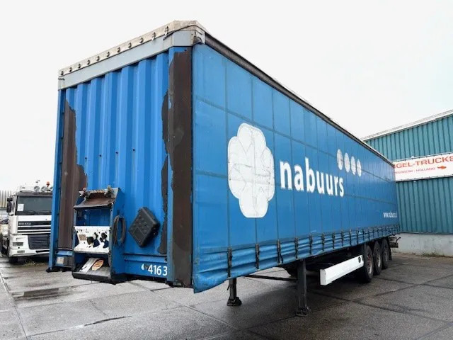 Krone SDP-27 3-AXLE 13.60 M. CURTAINSIDE WITH SLIDING ROOF (BPW-AXLES / DISC BRAKES / ABS-EBS BRAKE SYSTEM) - Semiremorcă prelată: Foto 1 Krone SDP-27 3-AXLE 13.60 M. CURTAINSIDE WITH SLIDING ROOF (BPW-AXLES / DISC BRAKES / ABS-EBS BRAKE SYSTEM) - Semiremorcă prelată: Foto 1