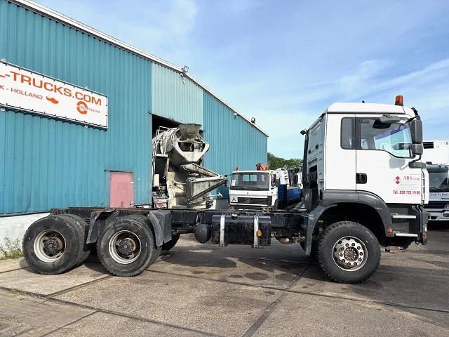 MAN TGA 33.460 6x4 FULL STEEL CHASSIS (6-CILINDER HEADS) (ZF16 MANUAL GEARBOX / FULL STEEL SUSPENSION / REDUCTIONS AXLES / AIRCONDIT - Camion şasiu: Foto 4 MAN TGA 33.460 6x4 FULL STEEL CHASSIS (6-CILINDER HEADS) (ZF16 MANUAL GEARBOX / FULL STEEL SUSPENSION / REDUCTIONS AXLES / AIRCONDIT - Camion şasiu: Foto 4