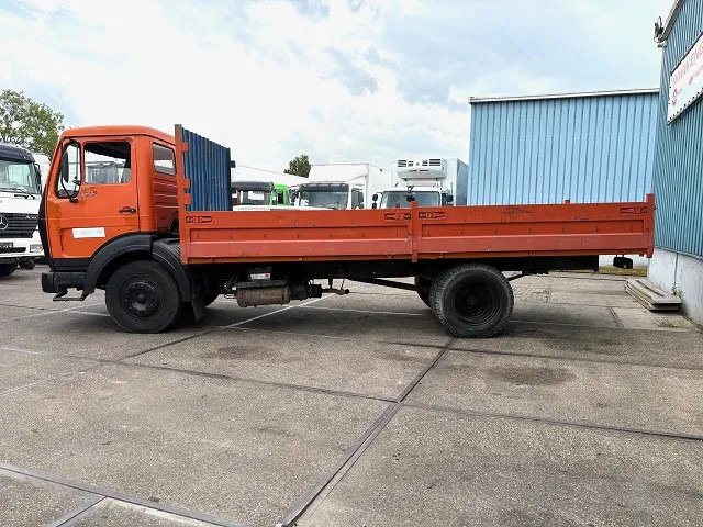 Mercedes-Benz LK 1213K (6-CILINDER) FULL STEEL CHASSIS WITH OPEN BOX (MANUAL GEARBOX / FULL STEEL SUSPENSION) - Camion platformă: Foto 5 Mercedes-Benz LK 1213K (6-CILINDER) FULL STEEL CHASSIS WITH OPEN BOX (MANUAL GEARBOX / FULL STEEL SUSPENSION) - Camion platformă: Foto 5