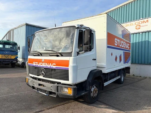 Mercedes-Benz LK 814 (6-CILINDER) FULL STEEL SUSPENSION WITH CLOSED BOX (6-CILINDER ENGINE / MANUAL GEARBOX / FULL STEEL SUSPENSION) - Camion furgon: Foto 1 Mercedes-Benz LK 814 (6-CILINDER) FULL STEEL SUSPENSION WITH CLOSED BOX (6-CILINDER ENGINE / MANUAL GEARBOX / FULL STEEL SUSPENSION) - Camion furgon: Foto 1