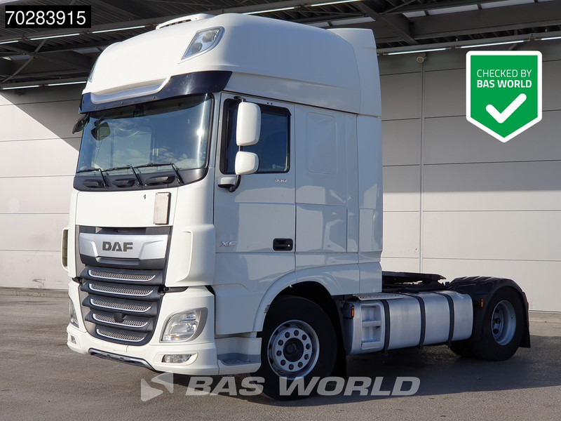 DAF XF 530 4X2 Retarder Compressor Standklima PTO - Cap tractor: Foto 1 DAF XF 530 4X2 Retarder Compressor Standklima PTO - Cap tractor: Foto 1