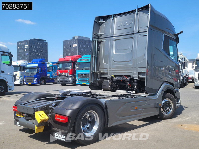 DAF XG+ 530 1324 4X2 NEW! NL-Truck '24 Retarder 2x Tanks Alcoa's Standklima ACC SmartTacho2 - Cap tractor: Foto 5 DAF XG+ 530 1324 4X2 NEW! NL-Truck '24 Retarder 2x Tanks Alcoa's Standklima ACC SmartTacho2 - Cap tractor: Foto 5