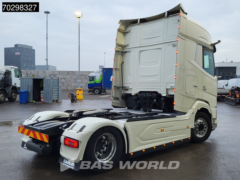 DAF XG+ 530 4X2 Top Condition! XG+ Retarder 2xTanks Leather Alcoa's Standklima ACC Euro 6 - Cap tractor: Foto 5 DAF XG+ 530 4X2 Top Condition! XG+ Retarder 2xTanks Leather Alcoa's Standklima ACC Euro 6 - Cap tractor: Foto 5