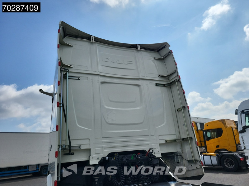 Cap tractor DAF XG+ 530 XG+ 4X2 Retarder 2x Tanks Standklima Leather Alcoa's: Foto 12