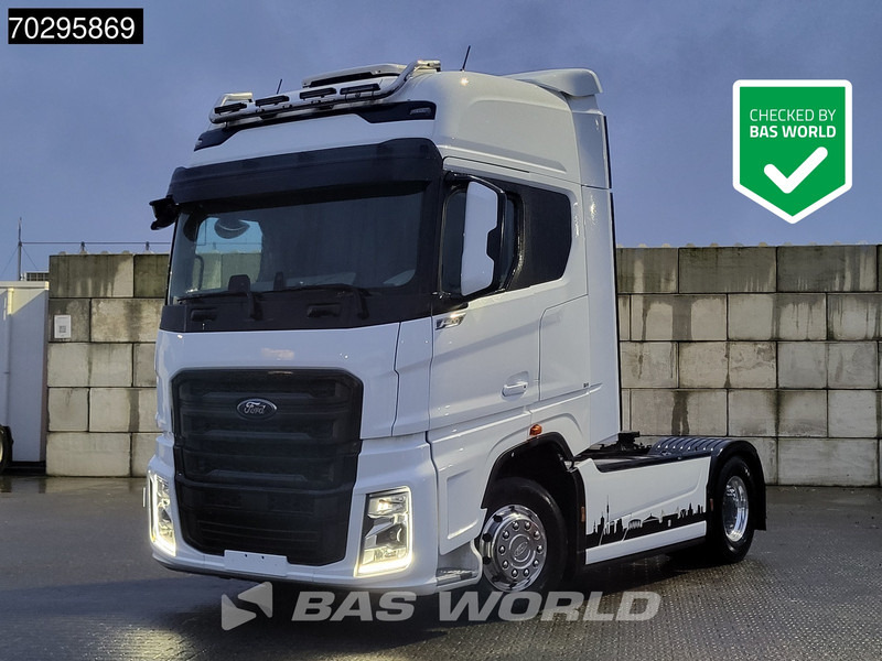 Ford F-Max 500 4X2 Retarder 2x Tanks Standklima Euro 6 - Cap tractor: Foto 1 Ford F-Max 500 4X2 Retarder 2x Tanks Standklima Euro 6 - Cap tractor: Foto 1