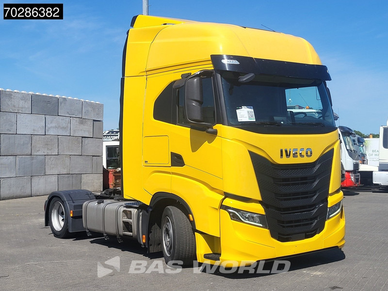 Iveco S-Way 460 4X2 Retarder Mega ACC Euro 6 - Cap tractor: Foto 2 Iveco S-Way 460 4X2 Retarder Mega ACC Euro 6 - Cap tractor: Foto 2