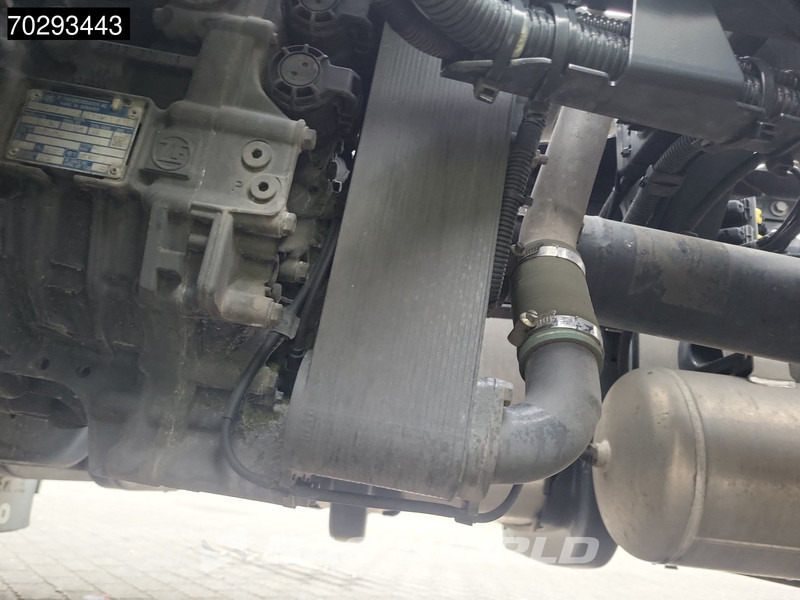 Iveco S-Way 490 4X2 Retarder Standairco 2xTanks ACC LED Navi Euro 6 - Cap tractor: Foto 5 Iveco S-Way 490 4X2 Retarder Standairco 2xTanks ACC LED Navi Euro 6 - Cap tractor: Foto 5