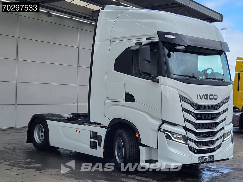Iveco S-Way 500 4X2 New! Standairco 2xTanks LED Navi ACC Euro 6 - Cap tractor: Foto 3 Iveco S-Way 500 4X2 New! Standairco 2xTanks LED Navi ACC Euro 6 - Cap tractor: Foto 3