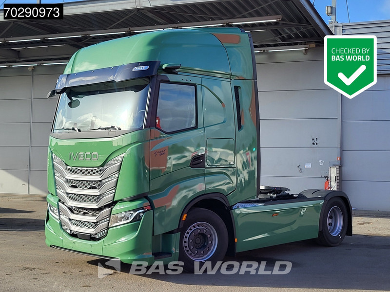 Iveco S-Way 500 S-Way 4X2 NEW! Retarder 2xTanks ACC Standklima LED Euro 6 - Cap tractor: Foto 1 Iveco S-Way 500 S-Way 4X2 NEW! Retarder 2xTanks ACC Standklima LED Euro 6 - Cap tractor: Foto 1