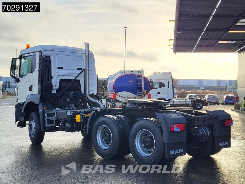 MAN TGS 33.400 6X4 NEW! Full-Steel Big-Axle Drumbrakes LED Euro 2 - Cap tractor: Foto 2 MAN TGS 33.400 6X4 NEW! Full-Steel Big-Axle Drumbrakes LED Euro 2 - Cap tractor: Foto 2