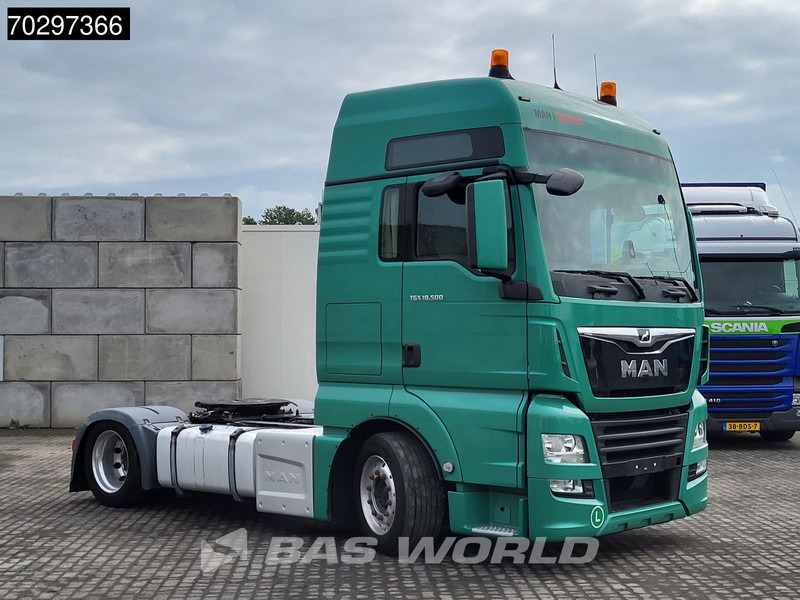 MAN TGX 18.500 TGX 4X2 Mega XXL Retarder 2xTanks ACC Euro 6 - Cap tractor: Foto 3 MAN TGX 18.500 TGX 4X2 Mega XXL Retarder 2xTanks ACC Euro 6 - Cap tractor: Foto 3