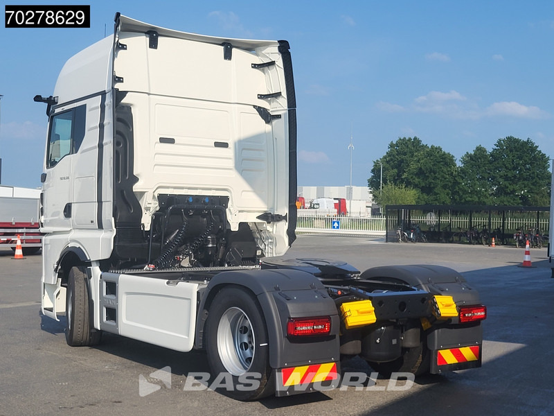 MAN TGX 18.520 4X2 Retarder 2xTanks Standklima MirrorCam ACC Navi LED Euro 6 Nieuw! - Cap tractor: Foto 2 MAN TGX 18.520 4X2 Retarder 2xTanks Standklima MirrorCam ACC Navi LED Euro 6 Nieuw! - Cap tractor: Foto 2