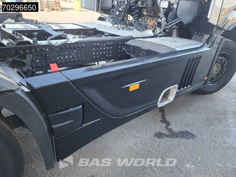 Cap tractor Mercedes-Benz Actros 1848 4X2 BigSpace Retarder Standklima MirrorCam ACC Xenon Euro 6: Foto 13