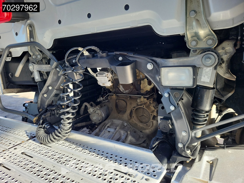 Cap tractor Mercedes-Benz Actros 1851 Actros 4X2 GigaSpace ADR 2xTanks Xenon Euro 6: Foto 13