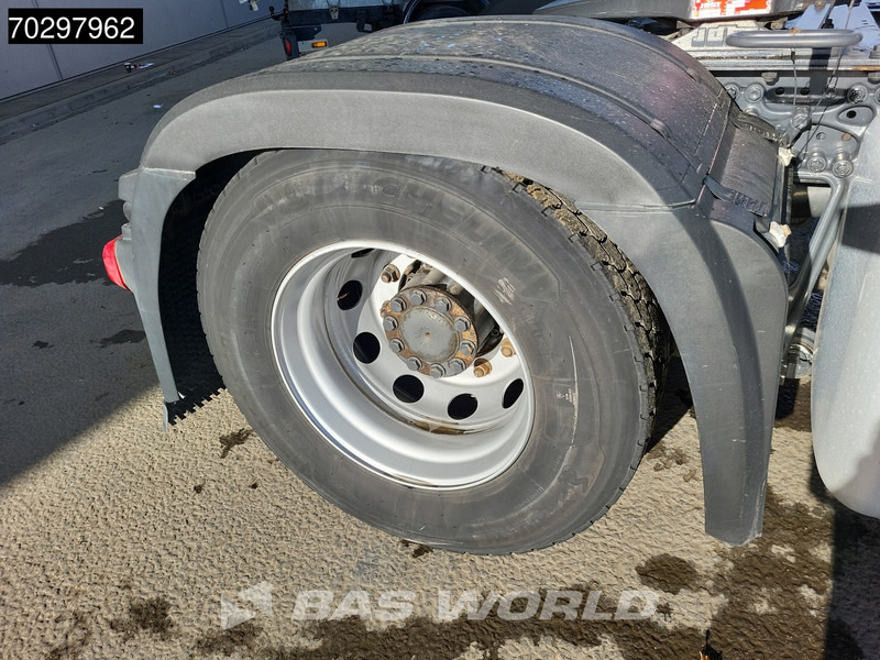 Cap tractor Mercedes-Benz Actros 1851 Actros 4X2 GigaSpace ADR 2xTanks Xenon Euro 6: Foto 17