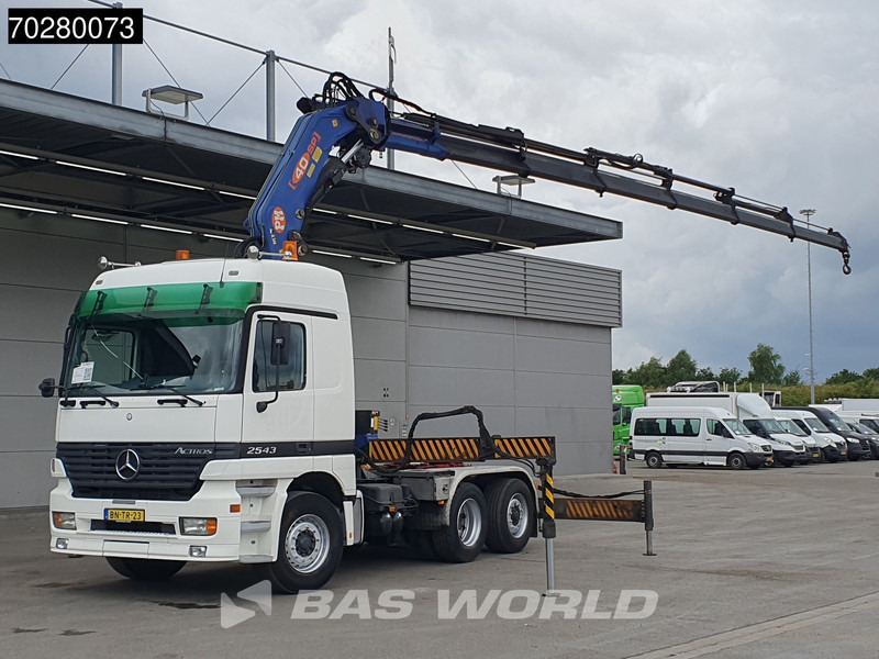 Mercedes-Benz Actros 2543 Actros 6X2 NL-Truck Liftachse 3-Pedals Kran PM 40 SP 2010 Euro 3 - Cap tractor: Foto 1 Mercedes-Benz Actros 2543 Actros 6X2 NL-Truck Liftachse 3-Pedals Kran PM 40 SP 2010 Euro 3 - Cap tractor: Foto 1