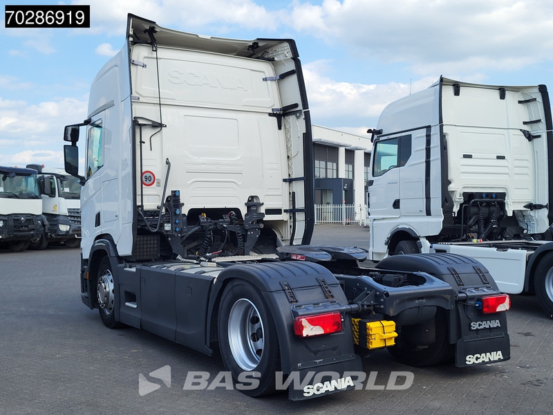Scania R450 4X2 Retarder ACC Standklima Navi Euro 6 - Cap tractor: Foto 2 Scania R450 4X2 Retarder ACC Standklima Navi Euro 6 - Cap tractor: Foto 2