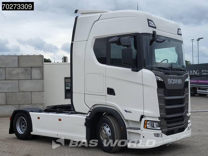 Scania S460 4X2 NEW! Retarder 2x Tanks ACC Navi Standklima - Cap tractor: Foto 3 Scania S460 4X2 NEW! Retarder 2x Tanks ACC Navi Standklima - Cap tractor: Foto 3