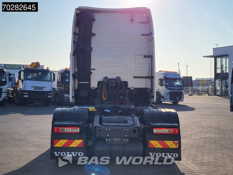 Volvo FH 500 4X2 XL VEB+ 2x Tanks I-ParkCool LED - Cap tractor: Foto 3 Volvo FH 500 4X2 XL VEB+ 2x Tanks I-ParkCool LED - Cap tractor: Foto 3