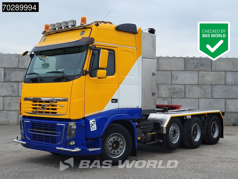 Volvo FH16 700 FH16 8X4 90T! Retarder Big-Axle Lift+Lenkachse Euro 5 - Cap tractor: Foto 1 Volvo FH16 700 FH16 8X4 90T! Retarder Big-Axle Lift+Lenkachse Euro 5 - Cap tractor: Foto 1