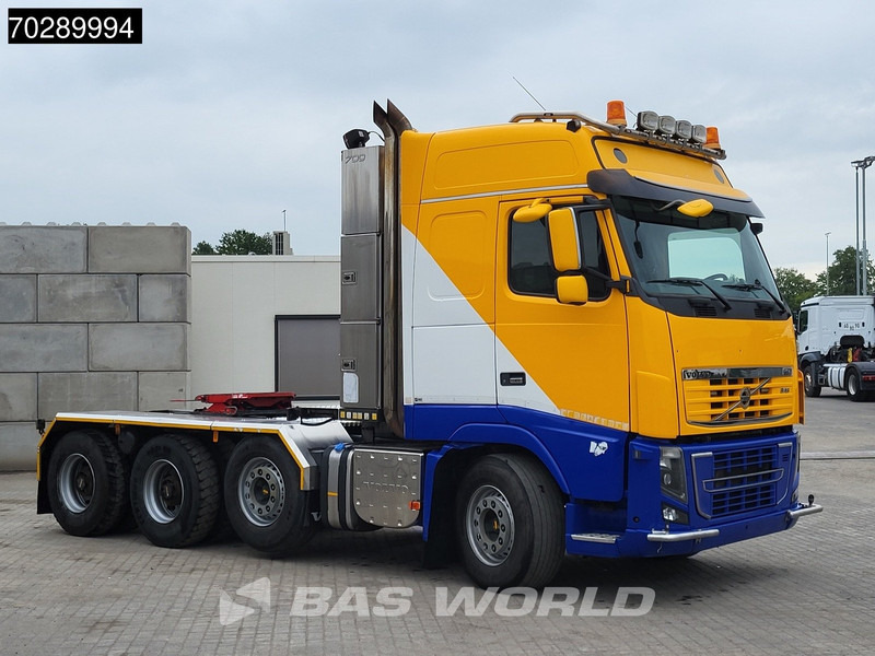 Volvo FH16 700 FH16 8X4 90T! Retarder Big-Axle Lift+Lenkachse Euro 5 - Cap tractor: Foto 3 Volvo FH16 700 FH16 8X4 90T! Retarder Big-Axle Lift+Lenkachse Euro 5 - Cap tractor: Foto 3