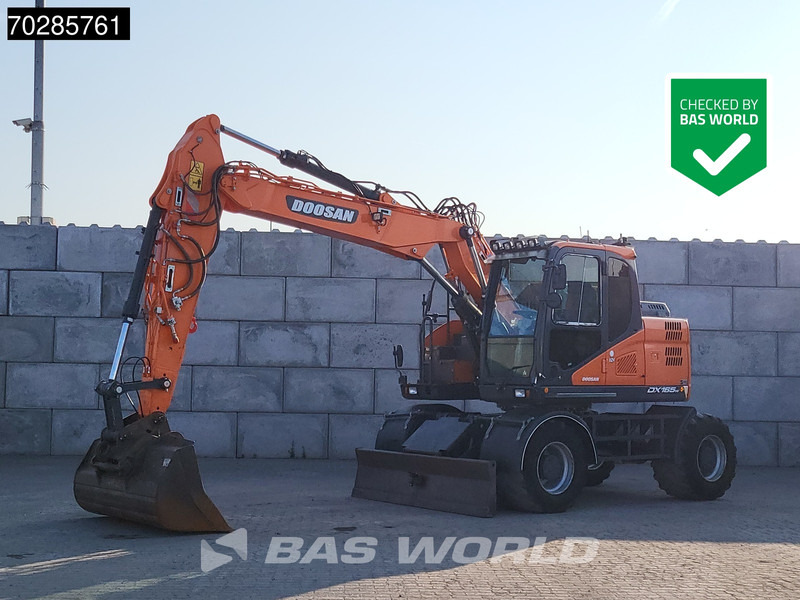 Doosan DX165W-5 DUTCH MACHINE - Excavator pe roţi: Foto 1 Doosan DX165W-5 DUTCH MACHINE - Excavator pe roţi: Foto 1