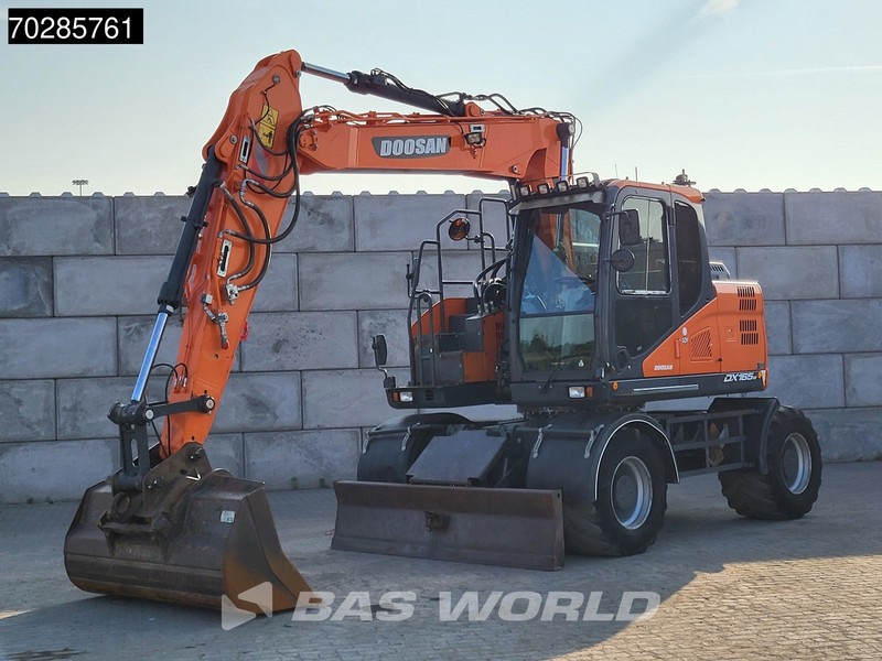 Doosan DX165W-5 DUTCH MACHINE - Excavator pe roţi: Foto 2 Doosan DX165W-5 DUTCH MACHINE - Excavator pe roţi: Foto 2