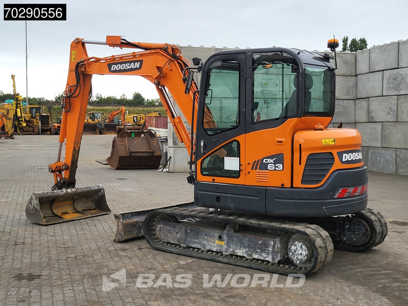 Doosan DX63-3 3 BUCKETS - A/C - Mini excavator: Foto 5 Doosan DX63-3 3 BUCKETS - A/C - Mini excavator: Foto 5