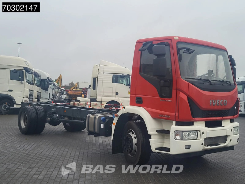 Iveco Eurocargo 180E320 4X2 NEW! 18T chassis 2017 production Euro 6 - Camion şasiu: Foto 3 Iveco Eurocargo 180E320 4X2 NEW! 18T chassis 2017 production Euro 6 - Camion şasiu: Foto 3
