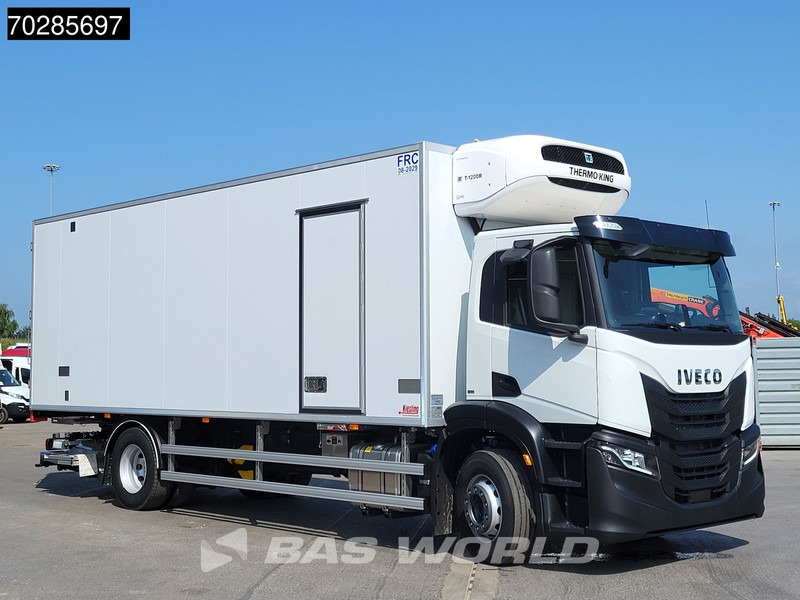 Iveco S-Way 400 4X2 NEW! Thermo King T-1200R ATP 2000kg Ladebordwand Navi ACC - Camion frigider: Foto 3 Iveco S-Way 400 4X2 NEW! Thermo King T-1200R ATP 2000kg Ladebordwand Navi ACC - Camion frigider: Foto 3