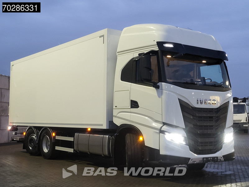 Iveco S-Way 490 6X2 2000kg Ladebordwand Lift/Steering Axle Automatic Navi ACC Euro 6 - Camion furgon: Foto 3 Iveco S-Way 490 6X2 2000kg Ladebordwand Lift/Steering Axle Automatic Navi ACC Euro 6 - Camion furgon: Foto 3