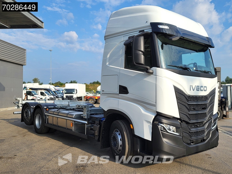 Iveco S-Way 500 6X2 NEW BDF! Lift+Steering Axle ACC Standklima Euro 6 - Camion transport containere/ Swap body: Foto 3 Iveco S-Way 500 6X2 NEW BDF! Lift+Steering Axle ACC Standklima Euro 6 - Camion transport containere/ Swap body: Foto 3