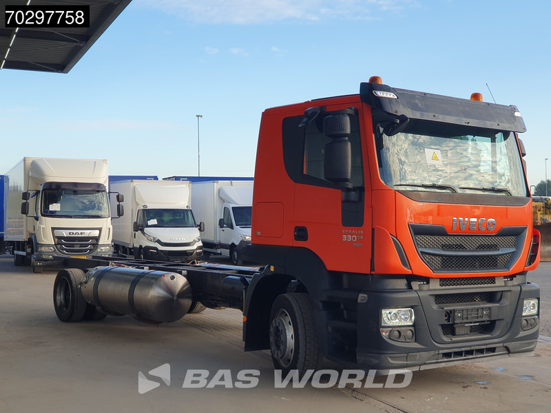 Iveco Stralis 330 4X2 - Camion şasiu: Foto 3 Iveco Stralis 330 4X2 - Camion şasiu: Foto 3