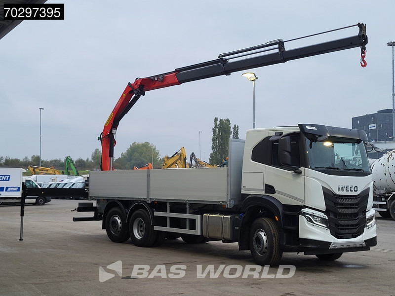 Iveco X-Way 420 6X2 UNUSED Palfinger PK19001 SLD5 Crane Lift+steering-Axle ACC Euro 6 - Camion platformă, Camion cu macara: Foto 3 Iveco X-Way 420 6X2 UNUSED Palfinger PK19001 SLD5 Crane Lift+steering-Axle ACC Euro 6 - Camion platformă, Camion cu macara: Foto 3