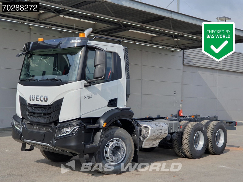 Iveco X-Way 460 6X4 New! Retarder steelsuspension Big-Axle Automatic Navi Euro 6 - Camion şasiu: Foto 1 Iveco X-Way 460 6X4 New! Retarder steelsuspension Big-Axle Automatic Navi Euro 6 - Camion şasiu: Foto 1