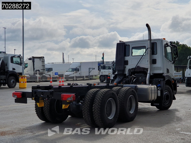 Iveco X-Way 460 6X4 New! Retarder steelsuspension Big-Axle Automatic Navi Euro 6 - Camion şasiu: Foto 5 Iveco X-Way 460 6X4 New! Retarder steelsuspension Big-Axle Automatic Navi Euro 6 - Camion şasiu: Foto 5