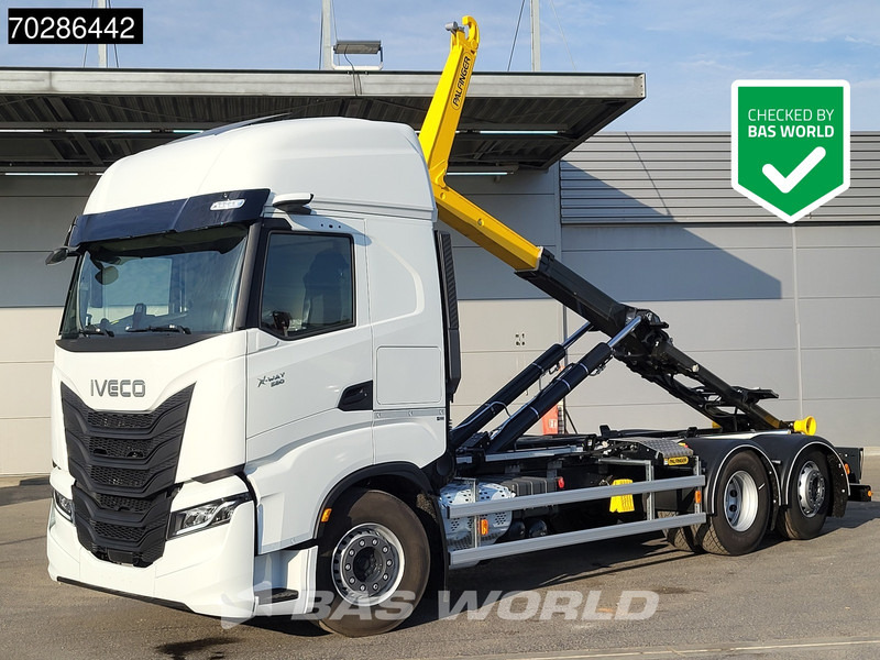 Iveco X-Way 580 6X2 NEW Palfinger PHT20SLD5 Hooklift Lift+steering Axle Automatic Navi ACC LED - Camion cu cârlig: Foto 1 Iveco X-Way 580 6X2 NEW Palfinger PHT20SLD5 Hooklift Lift+steering Axle Automatic Navi ACC LED - Camion cu cârlig: Foto 1