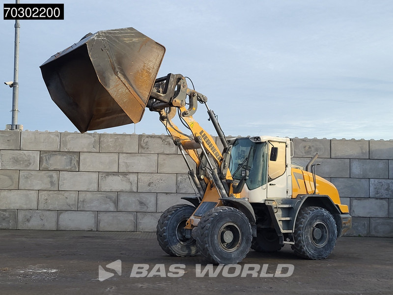Liebherr L538 High Tip Bucket - Încărcător frontal pe pneuri: Foto 3 Liebherr L538 High Tip Bucket - Încărcător frontal pe pneuri: Foto 3