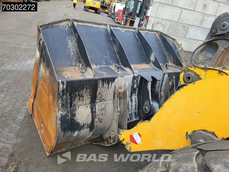 Încărcător frontal pe pneuri Liebherr L556: Foto 13 Încărcător frontal pe pneuri Liebherr L556: Foto 13