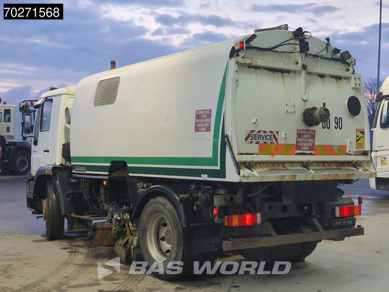 MAN LE 15.250 4X2 Eurovoirie Sweeper Manual Steelsuspension Euro 3 - Măturătoare stradală: Foto 2 MAN LE 15.250 4X2 Eurovoirie Sweeper Manual Steelsuspension Euro 3 - Măturătoare stradală: Foto 2