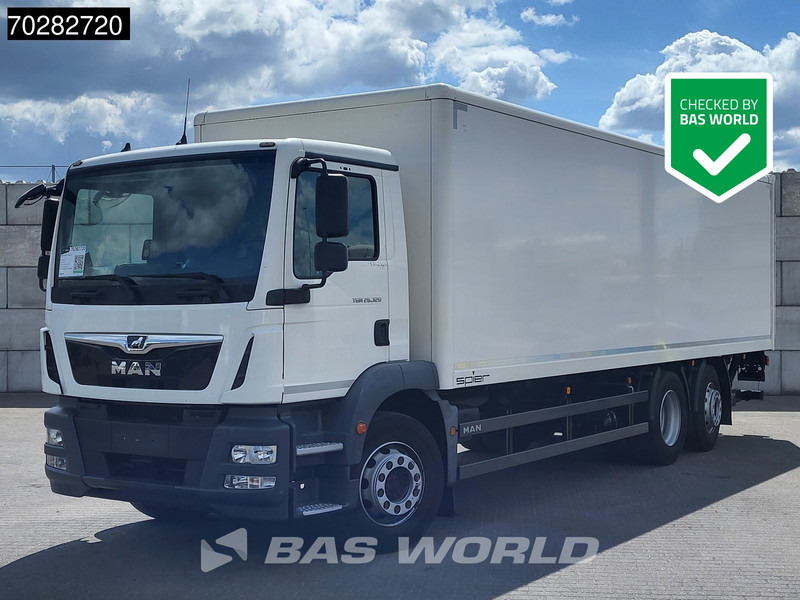 MAN TGM 26.320 6X2 2000kg Ladebordwand Automatic Lift+steering axle Navi Euro 6 - Camion furgon: Foto 1 MAN TGM 26.320 6X2 2000kg Ladebordwand Automatic Lift+steering axle Navi Euro 6 - Camion furgon: Foto 1