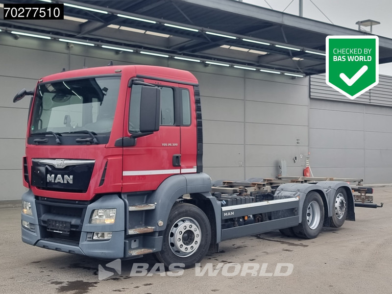 MAN TGS 26.320 6X2 BDF ADR Lift+lenkasche Automatic Euro 6 - Camion transport containere/ Swap body: Foto 1 MAN TGS 26.320 6X2 BDF ADR Lift+lenkasche Automatic Euro 6 - Camion transport containere/ Swap body: Foto 1