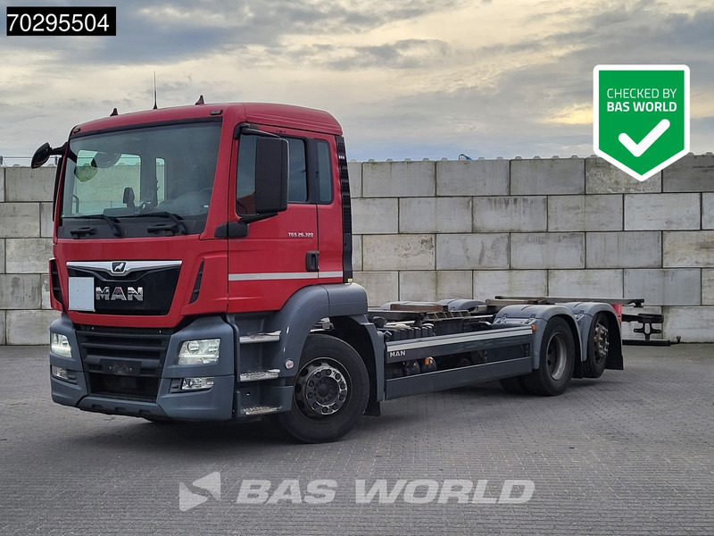 MAN TGS 26.320 TGS 6X2 ADR BDF Lift + Steering Axle Euro 6 - Camion transport containere/ Swap body: Foto 1 MAN TGS 26.320 TGS 6X2 ADR BDF Lift + Steering Axle Euro 6 - Camion transport containere/ Swap body: Foto 1